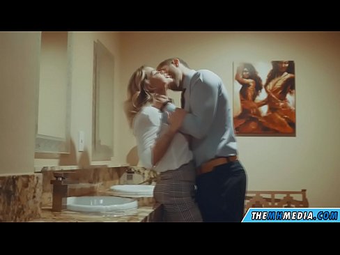 ❤️ När en bystig blondin förför dig på en offentlig toalett ❤❌ Porno at sv.hentaivost.ru ❌️❤